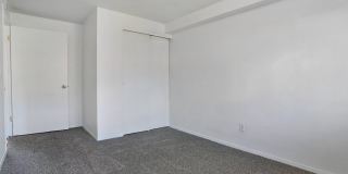 Mountain Glen Gallery 12