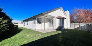 3 bedroom 2 bath In The Heart of Eagle Gallery 31