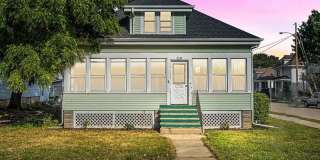 1138 Jackson Street Gallery 1