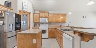 701 E Boston Street Gallery 6