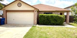 *MOVE IN SPECIAL* Beautiful 3 Bedroom Home with Granite Countertops & Large Backyard *MOVE IN SPECIAL* Beautiful 3 Bedroom Home with Granite Countertops & Large Backyard Gallery 1