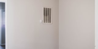 137 South Sheridan Avenue Gallery 13