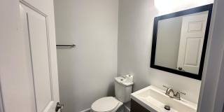 3996 RICHMOND PARK Drive E Gallery 22