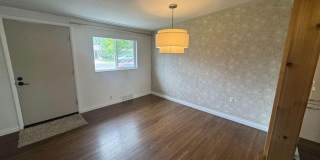 Spacious 3 Bed 2 Bath in the heart of Littleton Gallery 4