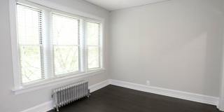 1601-15 W Berteau Gallery 2