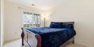 10208-C ASHBROOKE Court Gallery 32