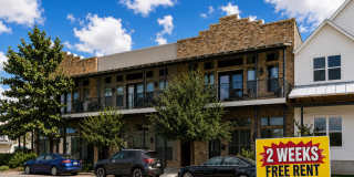 2/2/1 Condo in Town Creek / Walk to Dos Rios / Community Pool/Fridge, Washer & Dryer Included / Balcony / NBISD *2 weeks free rent* Gallery 1