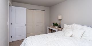 Exquisite 2-Story Home: Luxury Living in Tranquil Cul-de-Sac Setting!! Gallery 45