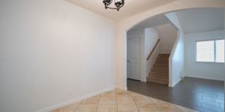 LARGE and SPACIOUS 3bd/3ba/2pkg (SEA COUNTRY) $3900 Gallery 16