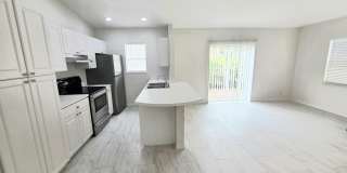 569 E Ridge Circle N Gallery 5