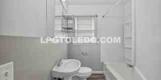 3540 Bellevue Rd. Gallery 17