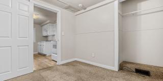 3 Bedroom 1 Bath 2 Stall Detached Garage Gallery 16