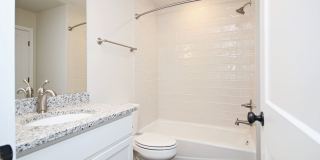 Dog-Friendly Old Trail Townhome Gallery 19
