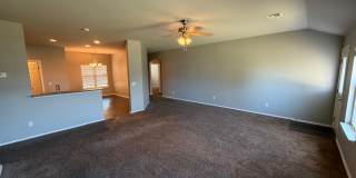 Beautiful 3 Bed 2 Bath in Moore Gallery 4