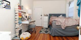 See YT Video Tour! XL Modern Apartment w deck, PERFECT for "Socially Inclined" groups! Near BU! Special Promo Avail See YT Video Tour! XL Modern Apartment w deck, PERFECT for "Socially Inclined" groups! Near BU! Special Promo Avail Gallery 11