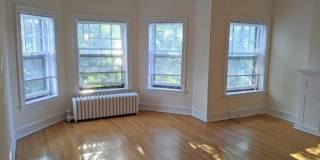 731 Hinman Gallery 2