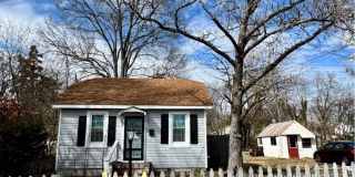 2 bedroom house in Fulton Hill; Big yard, laundry, central hvac all electric and a deck! 2 bedroom house in Fulton Hill; Big yard, laundry, central hvac all electric and a deck! Gallery 1