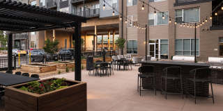 Aspendale Centennial 60+ Active Adult Apartment Homes Gallery 11