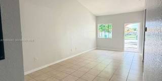 31 NE 13th Ave Gallery 2