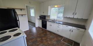 Beautifully Home in the Valley Gallery 5