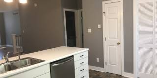 351 S. Madison St Gallery 34