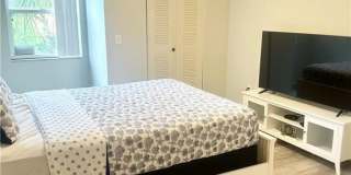8940 Colonnades Court E Gallery 16