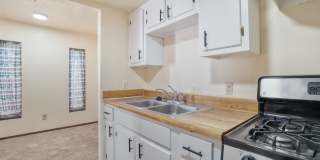 1005 North Center Avenue - Unit A Gallery 7