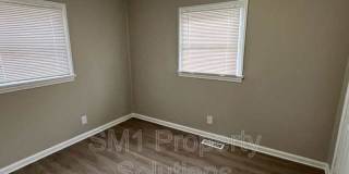 702 Ross Avenue Gallery 4