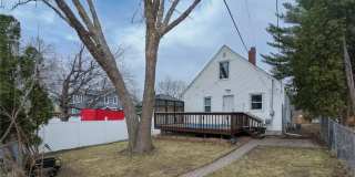 1618 Beech Street Gallery 14