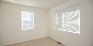 4 Bedroom 3 Bath Home in Wellington! Gallery 13