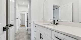 413 Lellyett Street Gallery 45