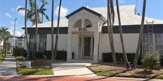 9731 Fontainebleau Blvd Gallery 20
