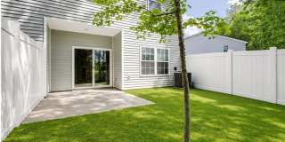 Spacious 3BR End Unit with Modern Finishes Gallery 34