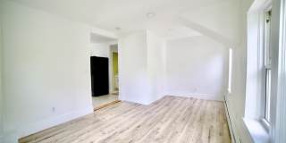 35 S Lawn Avenue Gallery 10