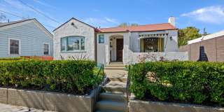 224 W Cota Street Gallery 39