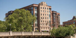 River's Edge Gallery 31