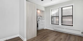 Reside at Belmont Harbor Gallery 3