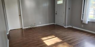 Single Family 4 Bed/2 Bath House for Rent!! Gallery 1