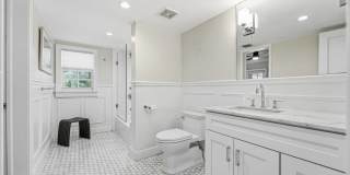 459 NE 15TH AVE FORT LAUDERDALE, FL 33301- Gallery 19