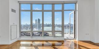 2 Northside Piers Gallery 1