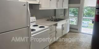 1725 D Avenue NE - 3 Gallery 2