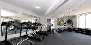 Beautiful 1 Bed 1 Bath Condo Across The Street from KU Med Campus!-Available in July!! Gallery 23
