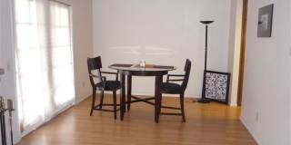 Spacious Updated Bonita Condo Gallery 3