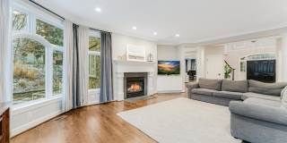 7814 CROWNHURST CT Gallery 8