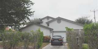 518 NE 48th St Gallery 32