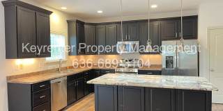 COMING SOON Modern 4BR Home COMING SOON Modern 4BR Home Gallery 6