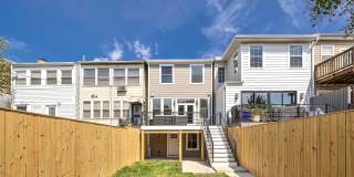 518 Buchanan Street Nw, Basement Gallery 18