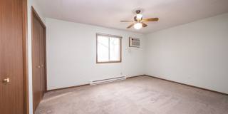 218 Madison Street Gallery 9