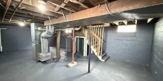1330 West Hillsdale Street Gallery 12