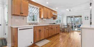 144 Manor Lane Gallery 7